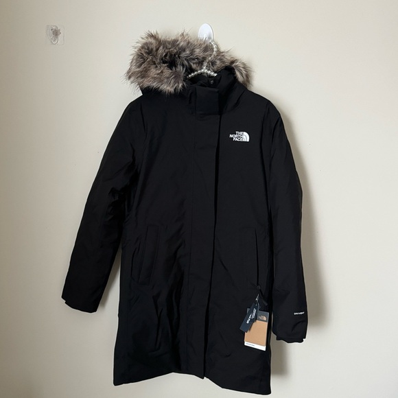 North Face Women's Arctic Hooded Faux-Fur-Trim Parka new - Picture 8 of 13